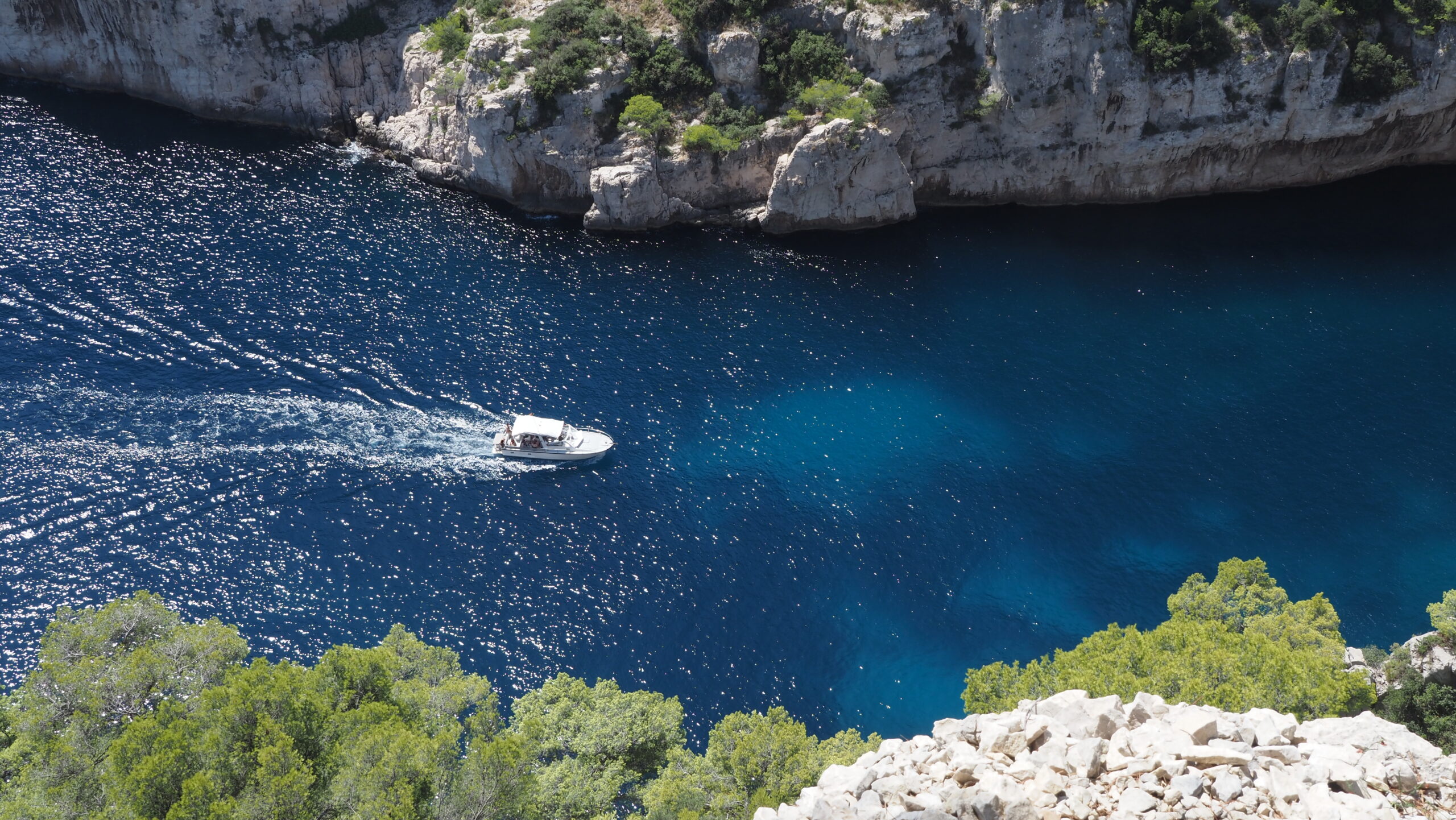 HIKING THE CALANQUES OF CASSIS : WHAT YOU NEED TO KNOW